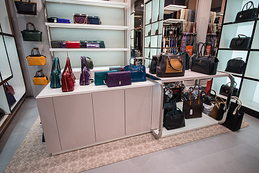 CARLO PAZOLINI, �. ���������, �� ���������