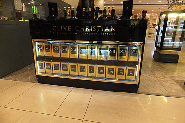 Clive Christian, �. �����-���������