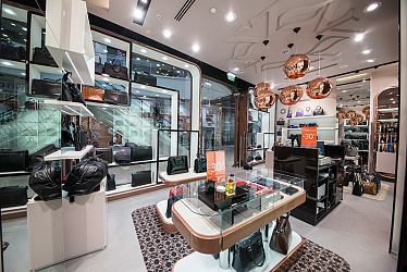 CARLO PAZOLINI, �. ���������, �� ���������