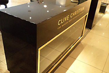 Clive Christian, �. �����-���������